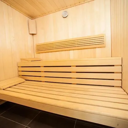 Blue Sea Apartment *